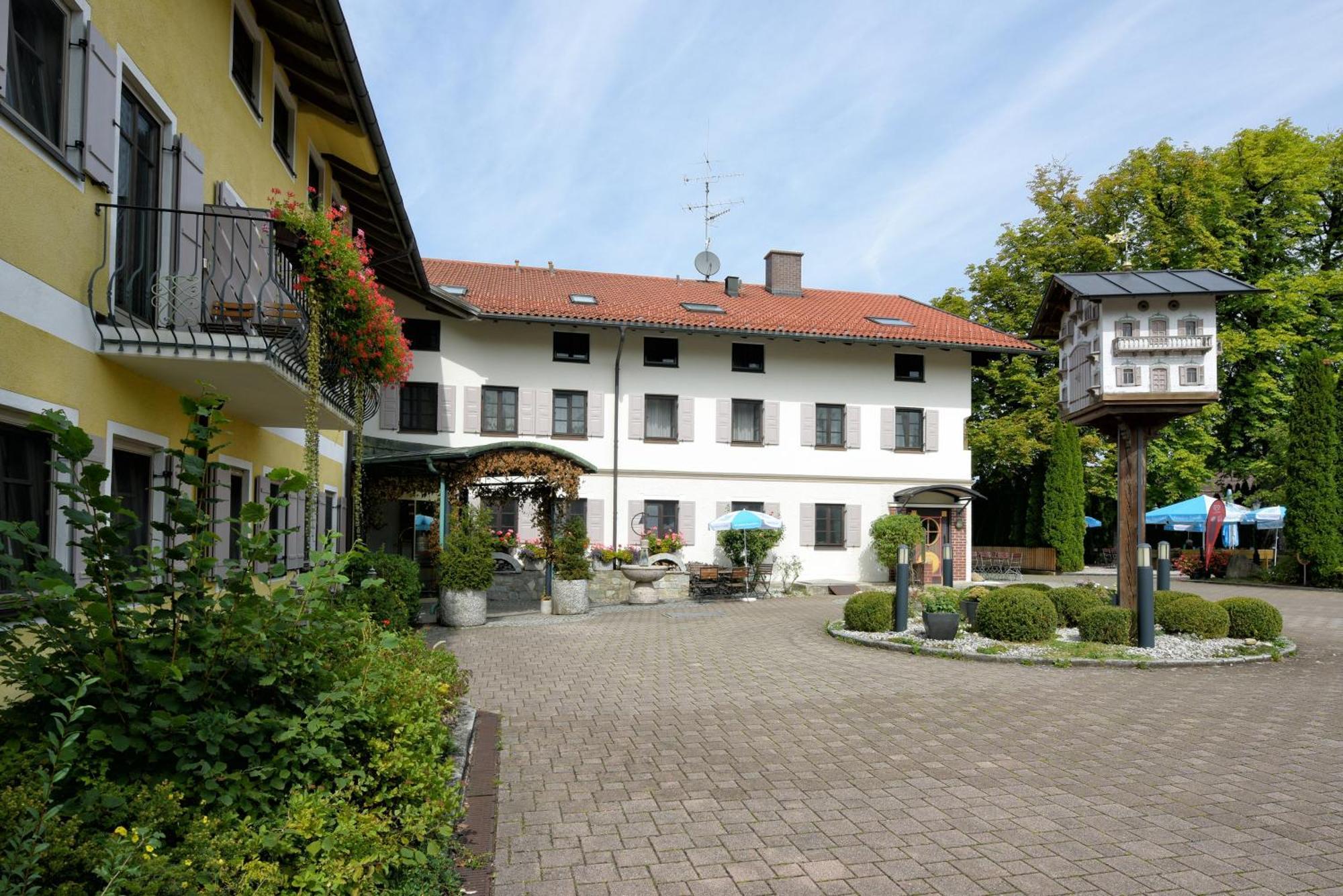 זאוורלאך Hotel Neuwirt מראה חיצוני תמונה